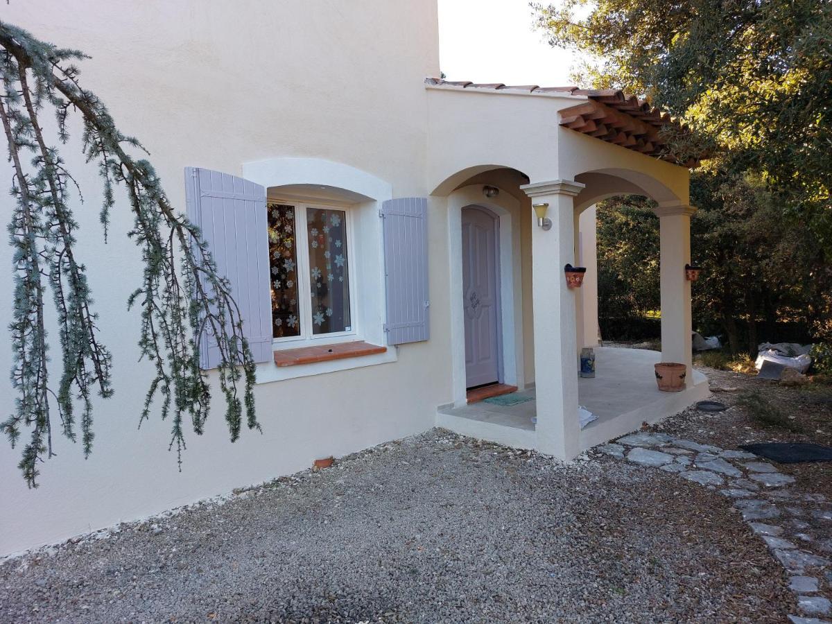 SUITE 30 m2 IDEALE POUR 2 PERSONNES Flassans-sur-Issole Ngoại thất bức ảnh